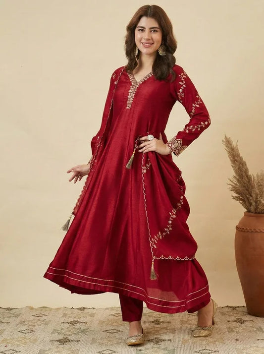 Women Red Embroidered Anarkali Kurta Pant Set With Dupatta