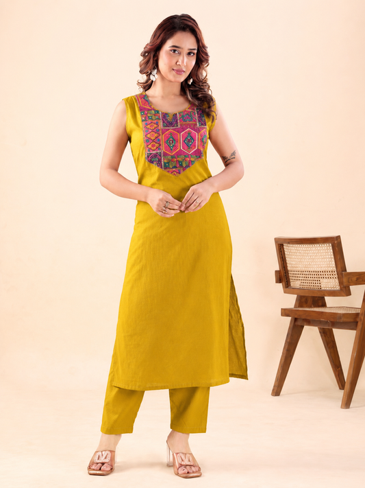 Women's Mustard Yellow Printed Straight Kurta Set
